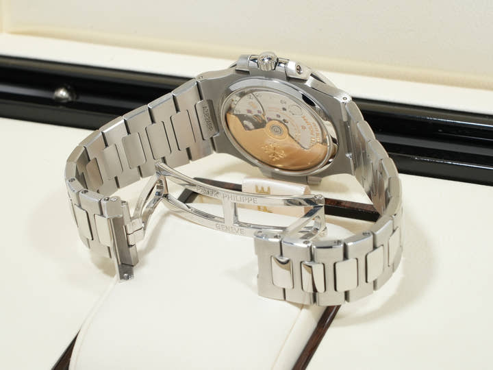 パテックフィリップ ノーチラス Ref.5800/1A-001 ステンレススチール ブルー文字盤 中古 qgqii2ox