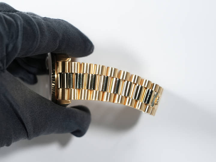 ロレックス デイデイト36 Ref.18238A イエローゴールド シャンパンx10Pダイヤ文字盤 中古 2dgaxcpt