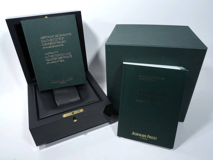 オーデマピゲ ロイヤルオーク Ref.15400OR.OO.1220OR.02 ピンクゴールド シルバー文字盤 美品 p8oakepe