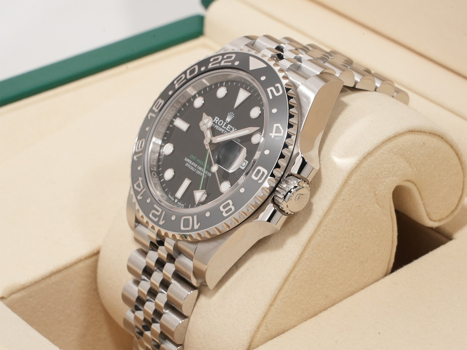 Rolex GMT-Master II Ref. 126710GRNR Stainless Steel Black Dial Jubilee Bracelet Unused pd2vu57u