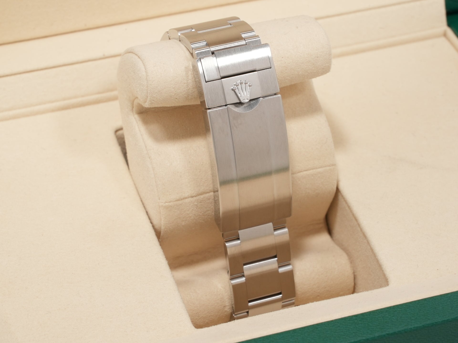 Rolex Submariner No Date Ref. 124060 Stainless Steel Black Dial Unused jqkc2jj9