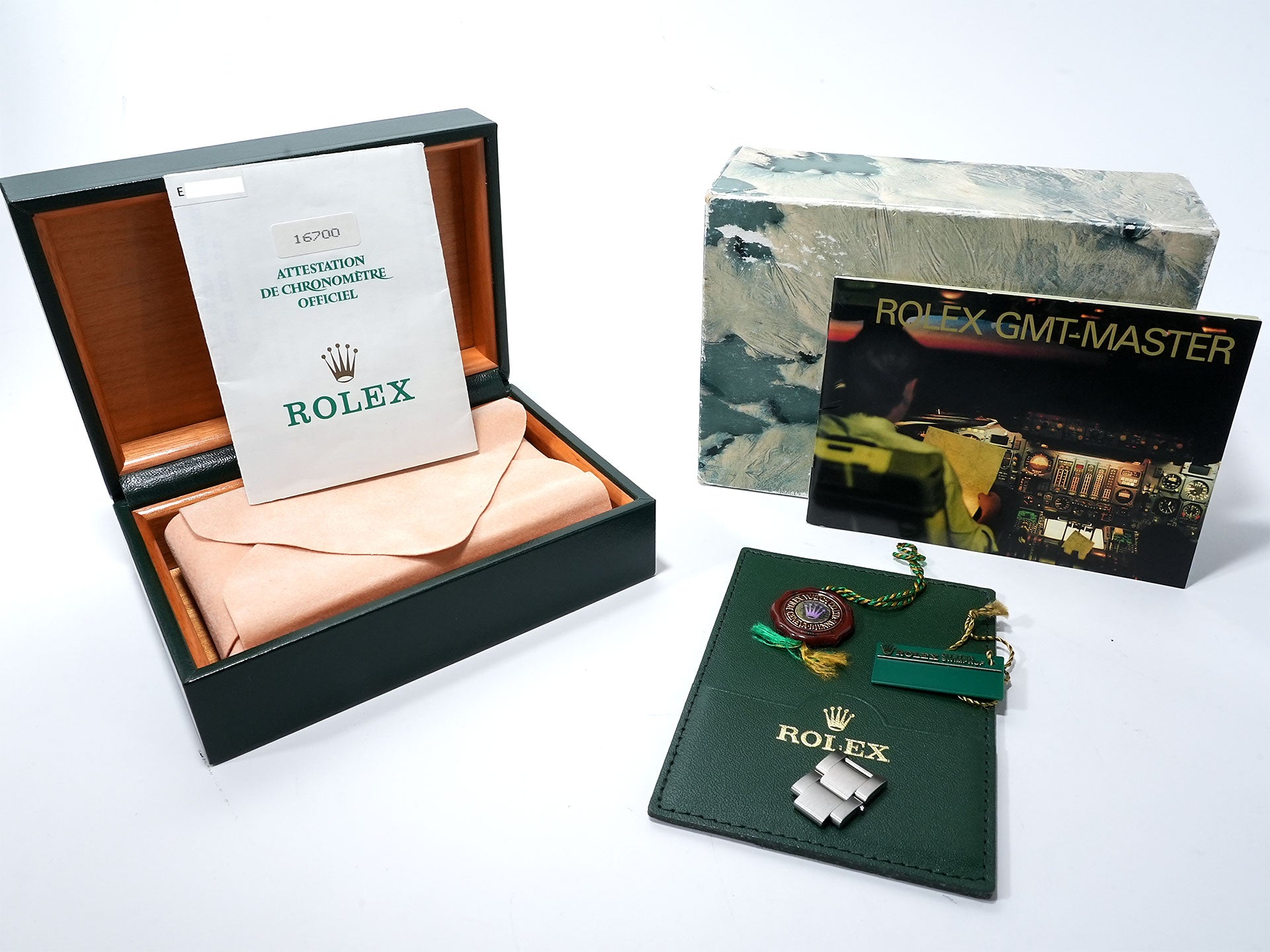 Rolex GMT-Master Ref. 16700 Stainless Steel Black Dial Oyster Bracelet Pre-owned b4xgf37w