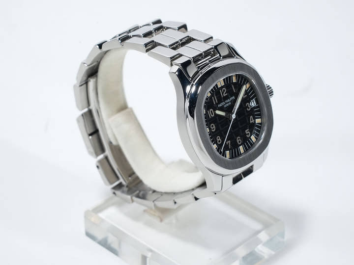 パテックフィリップ アクアノート ミディアム Ref.5066/1A-001 ステンレススチール ブラック文字盤 中古 7d5b3msp