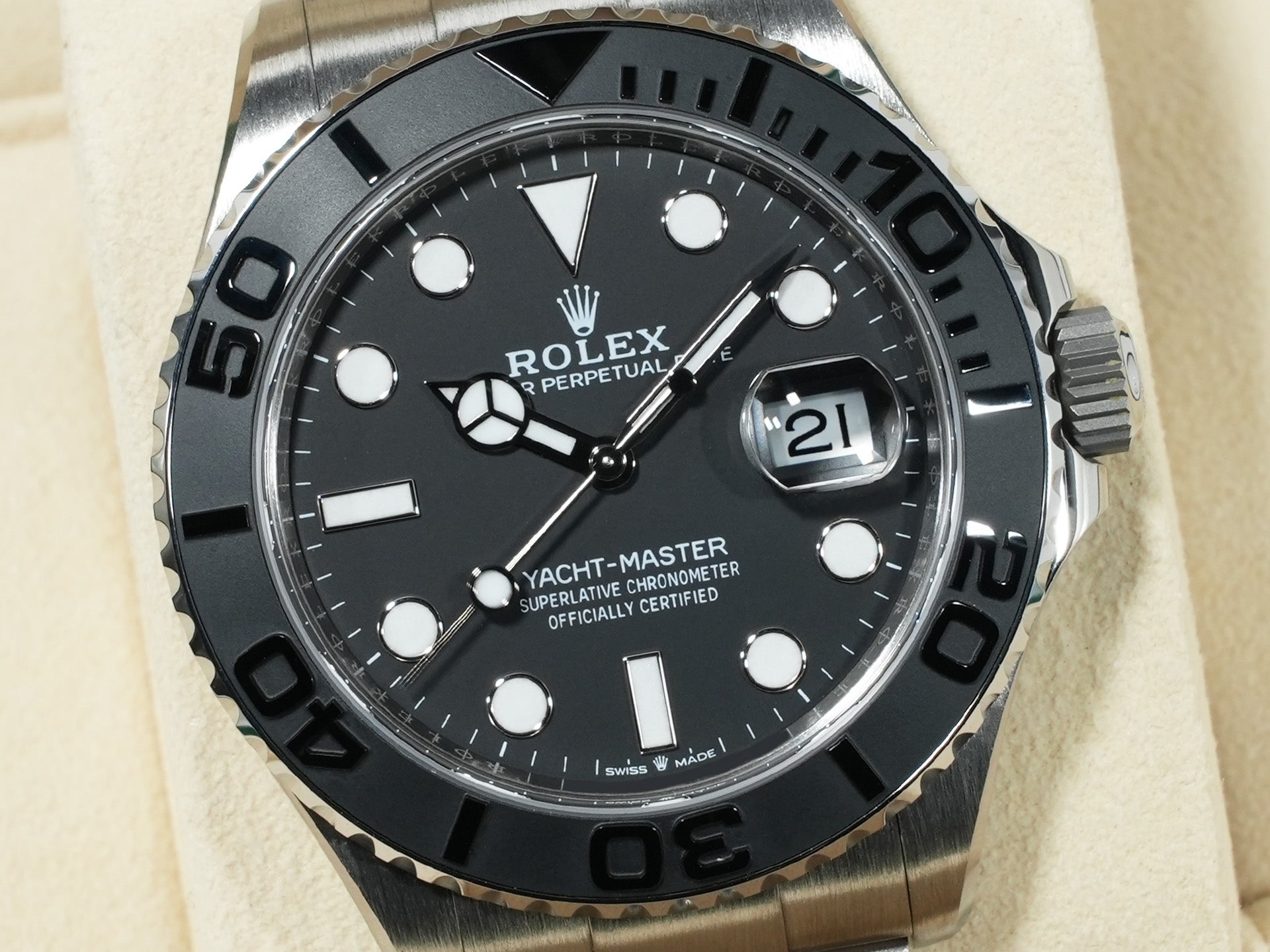 ロレックス ヨットマスター42 Ref.226627 RLXチタン ブラック文字盤 未使用 bmuic66h