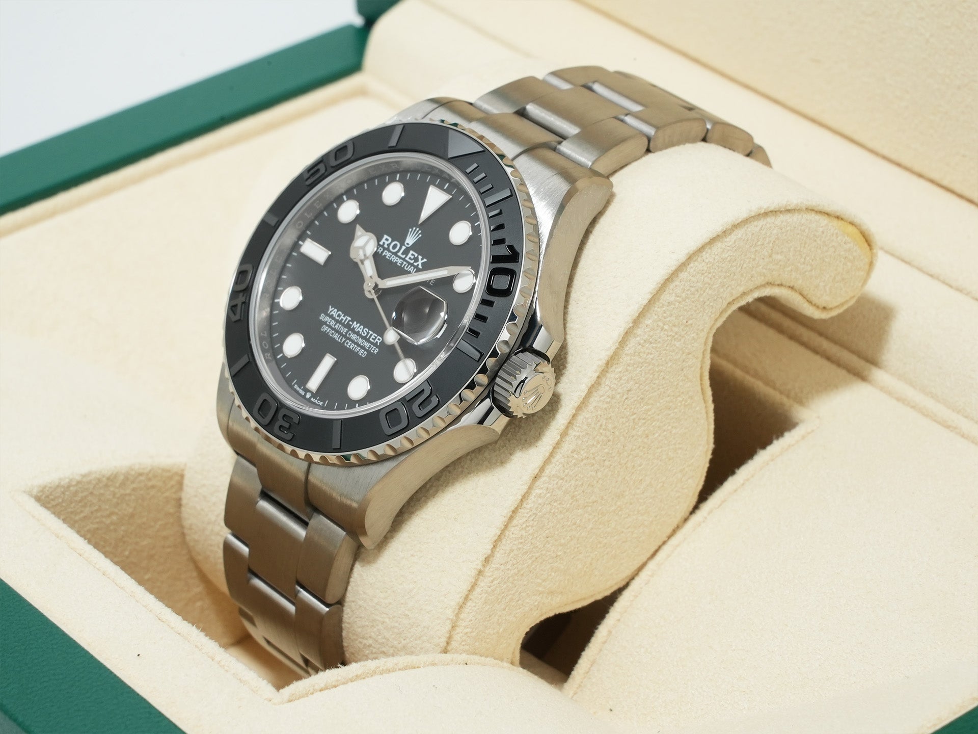 ロレックス ヨットマスター42 Ref.226627 RLXチタン ブラック文字盤 未使用 bmuic66h