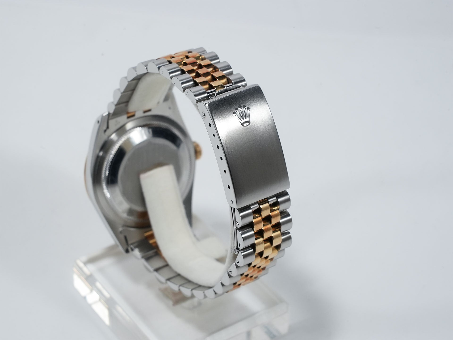 ロレックス デイトジャスト36 TIFFANY Wネーム Ref.16233 ステンレススチール/イエローゴールド シャンパン文字盤 中古 4nn7yapc