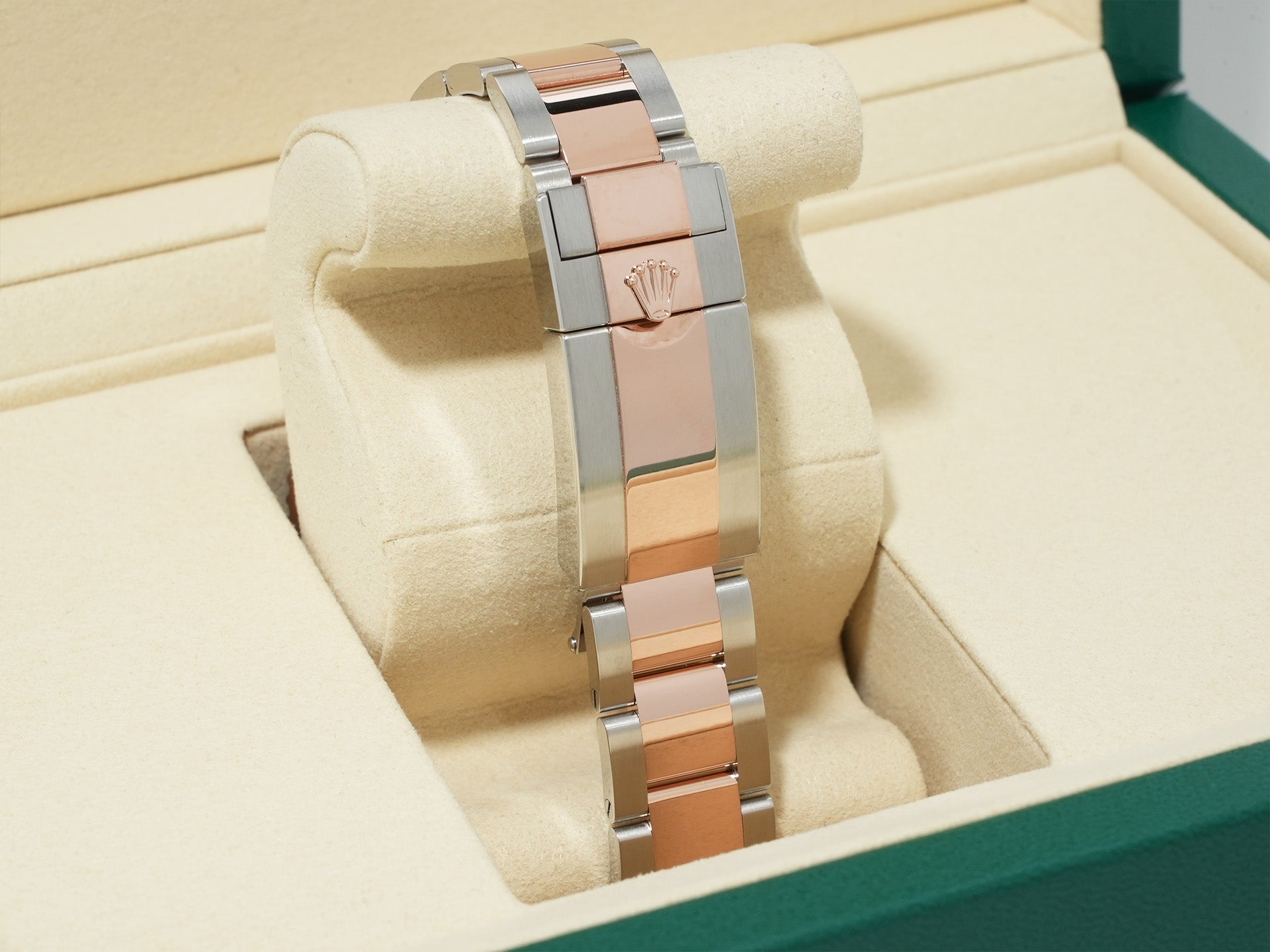 ロレックス GMTマスターII Ref.126711CHNR ステンレススチール/エバーローズゴールド ブラック文字盤 オイスターブレスレット 未使用 cp386544