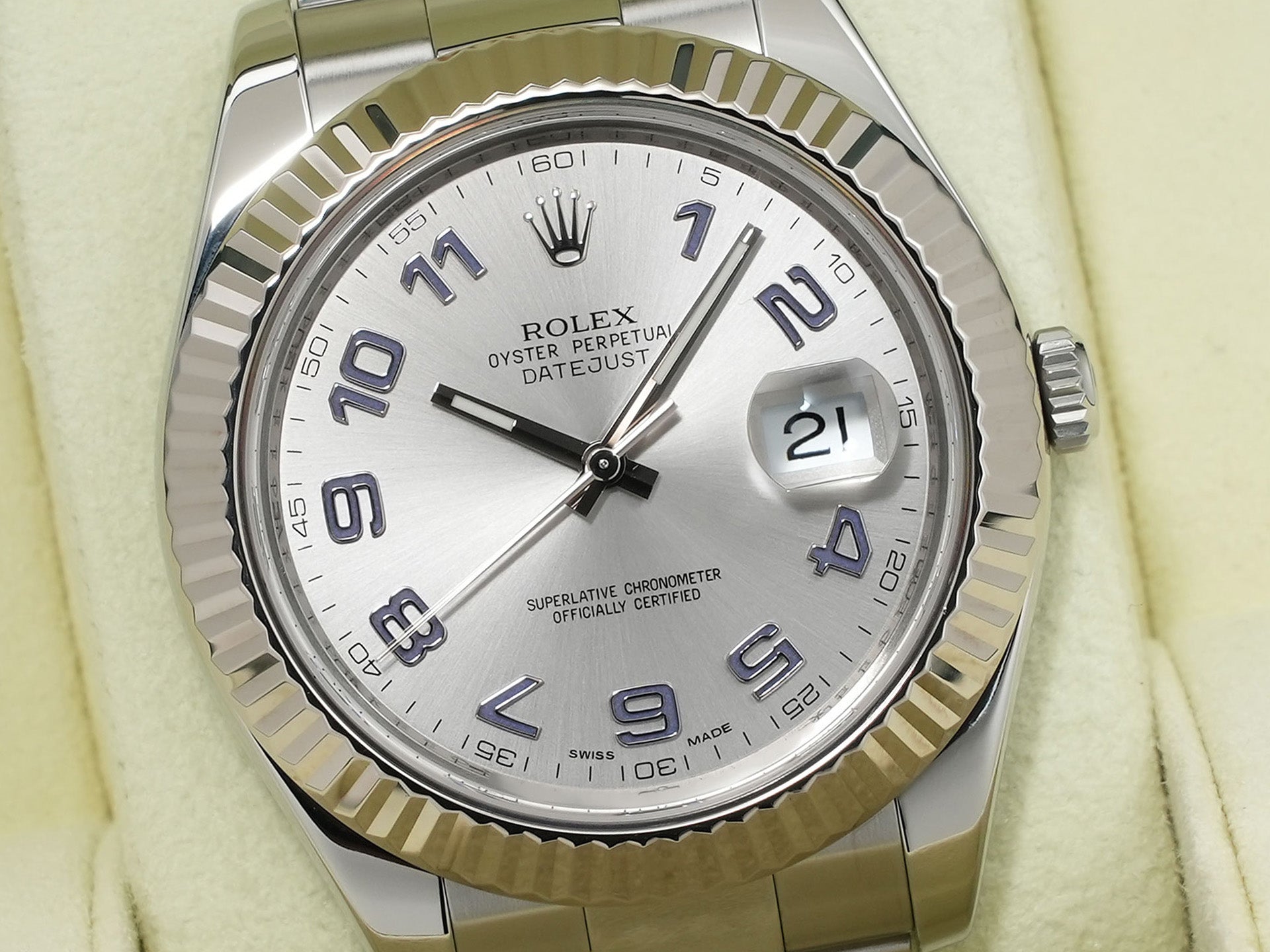 ロレックス デイトジャストII Ref.116334 ステンレススチール/ホワイトゴールド シルバーブルーアラビア文字盤 オイスターブレスレット 美品 3bwmq49b