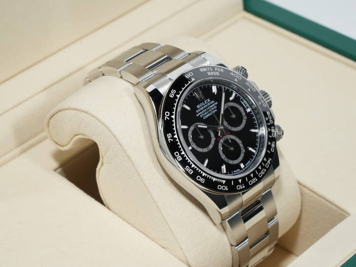 ロレックス デイトナ Ref.126500LN ステンレススチール ブラック文字盤 未使用 upsyod39