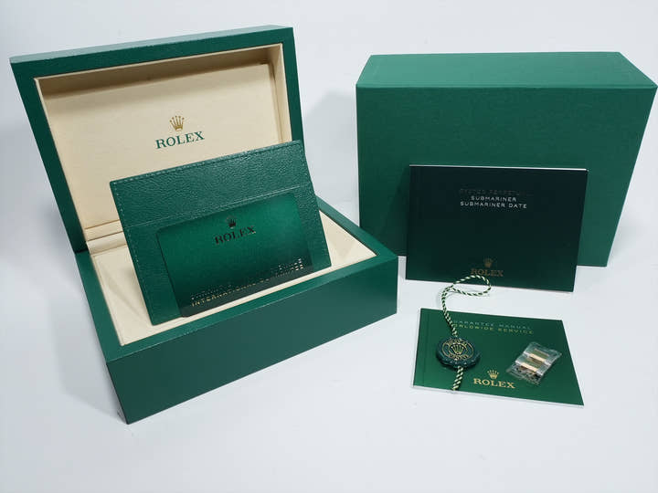 ロレックス サブマリーナー デイト Ref.126613LB ステンレススチール/イエローゴールド ブルー文字盤 未使用 yeup6m3b