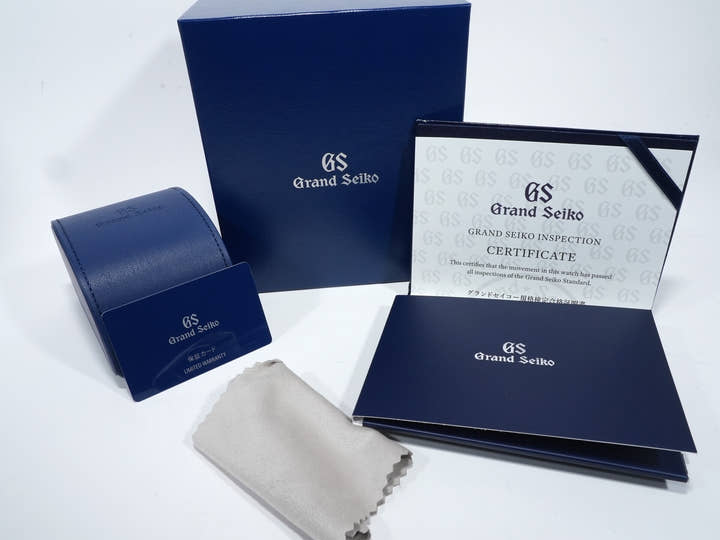 グランドセイコー エボリューション9 Ref.SLGW008 ステンレススチールx18Kピンクゴールド シルバー文字盤 未使用 666dxm86