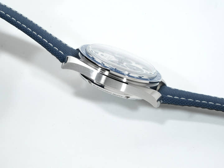 オメガ スピードマスター 記念モデル コーアクシャル マスター クロノメーター クロノグラフ 42MM Ref.310.32.42.50.02.001 ステンレススチール シルバー文字盤 未使用 bi6fpgij