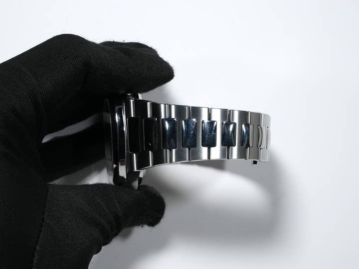 パテックフィリップ ノーチラス トラベルタイム クロノグラフ Ref.5990/1A-011 ステンレススチール ブルーソレイユ文字盤 中古 typvfvdz