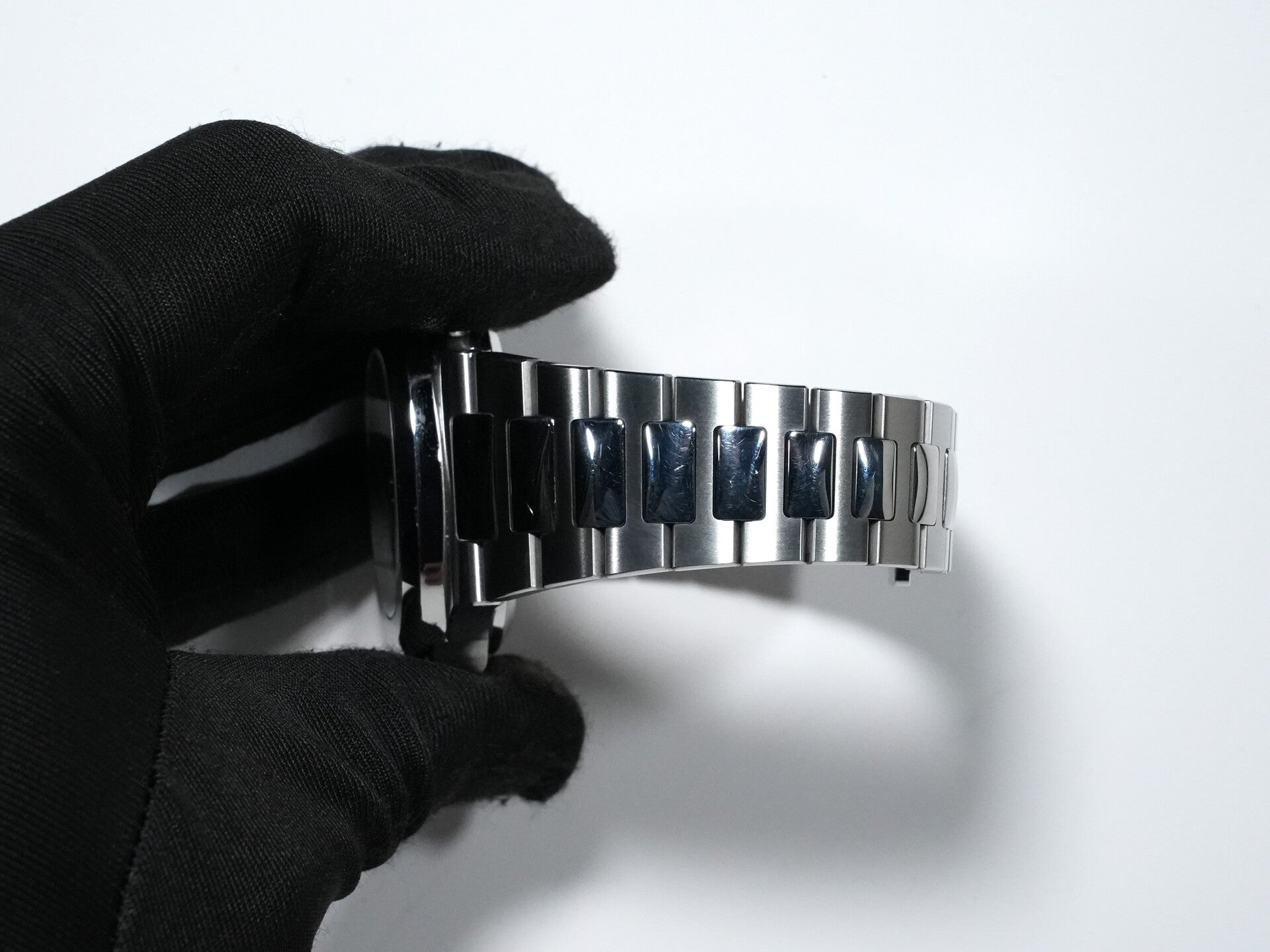 パテックフィリップ ノーチラス トラベルタイム クロノグラフ Ref.5990/1A-011 ステンレススチール ブルーソレイユ文字盤 中古 typvfvdz