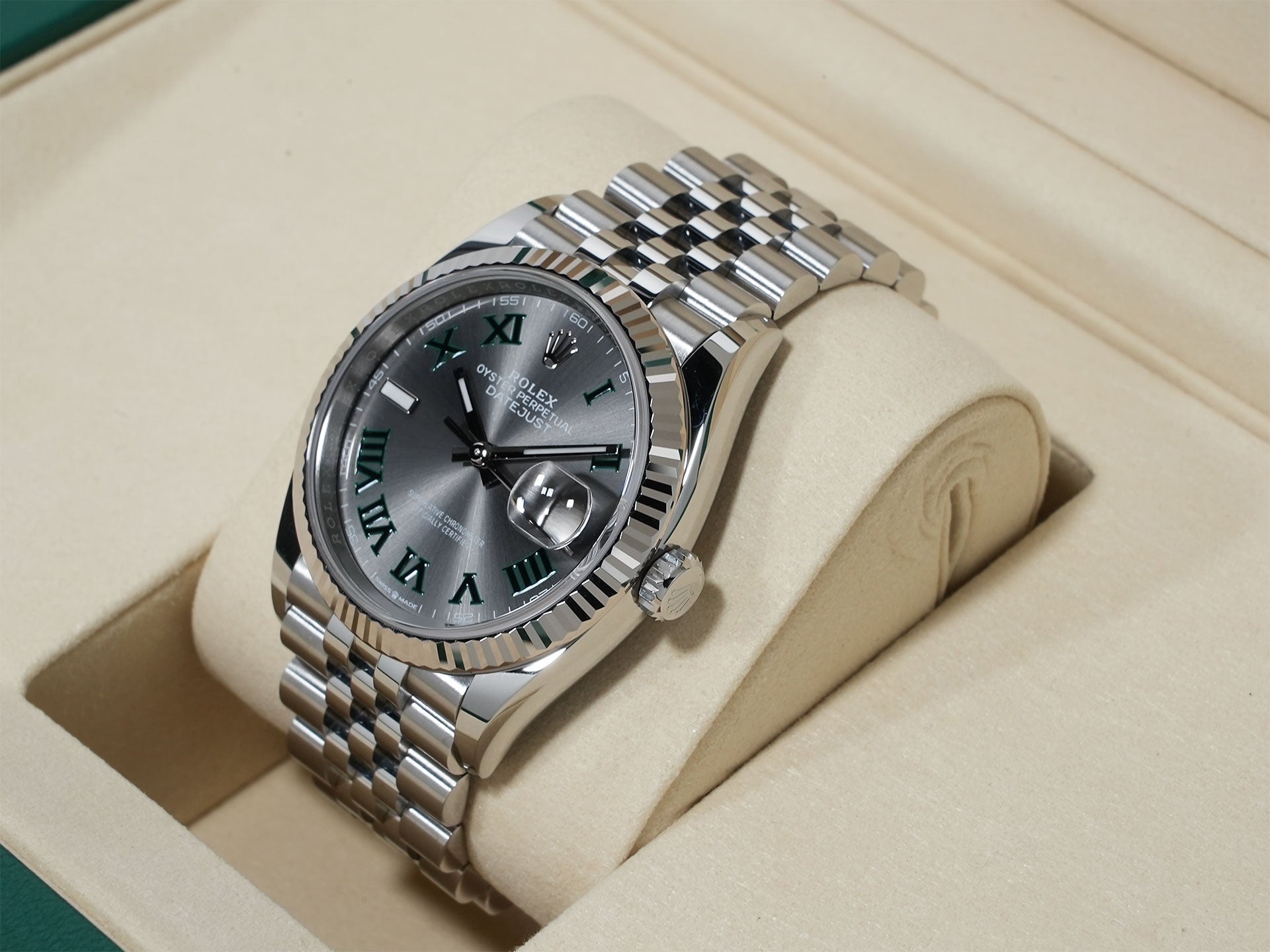 ロレックス デイトジャスト36 Ref.126234 ステンレススチール/ホワイトゴールド スレートローマン文字盤 ジュビリーブレスレット 美中古 7qee3xfv