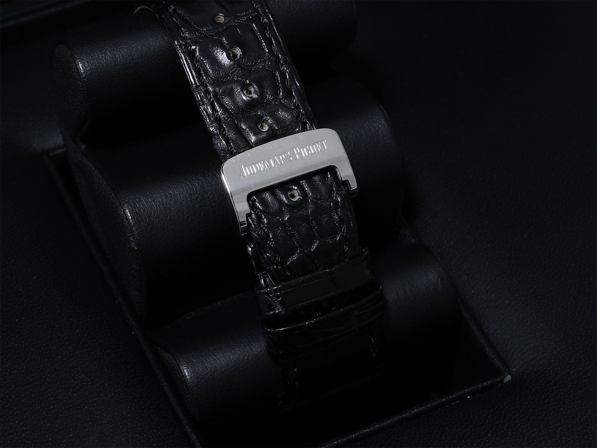 オーデマピゲ ジュール オーデマ ミニッツリピーター スーパーソヌリ Ref.26590PT.OO.D002CR.01 プラチナ ブラックエナメル文字盤 美中古 sa5j2krv