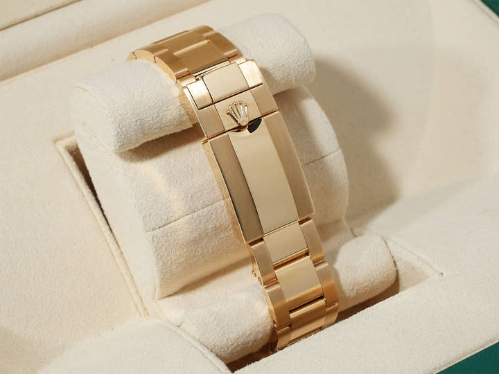 ロレックス デイトナ Ref.116508 イエローゴールド ゴールドxブラック文字盤 中古 87n3o7rb