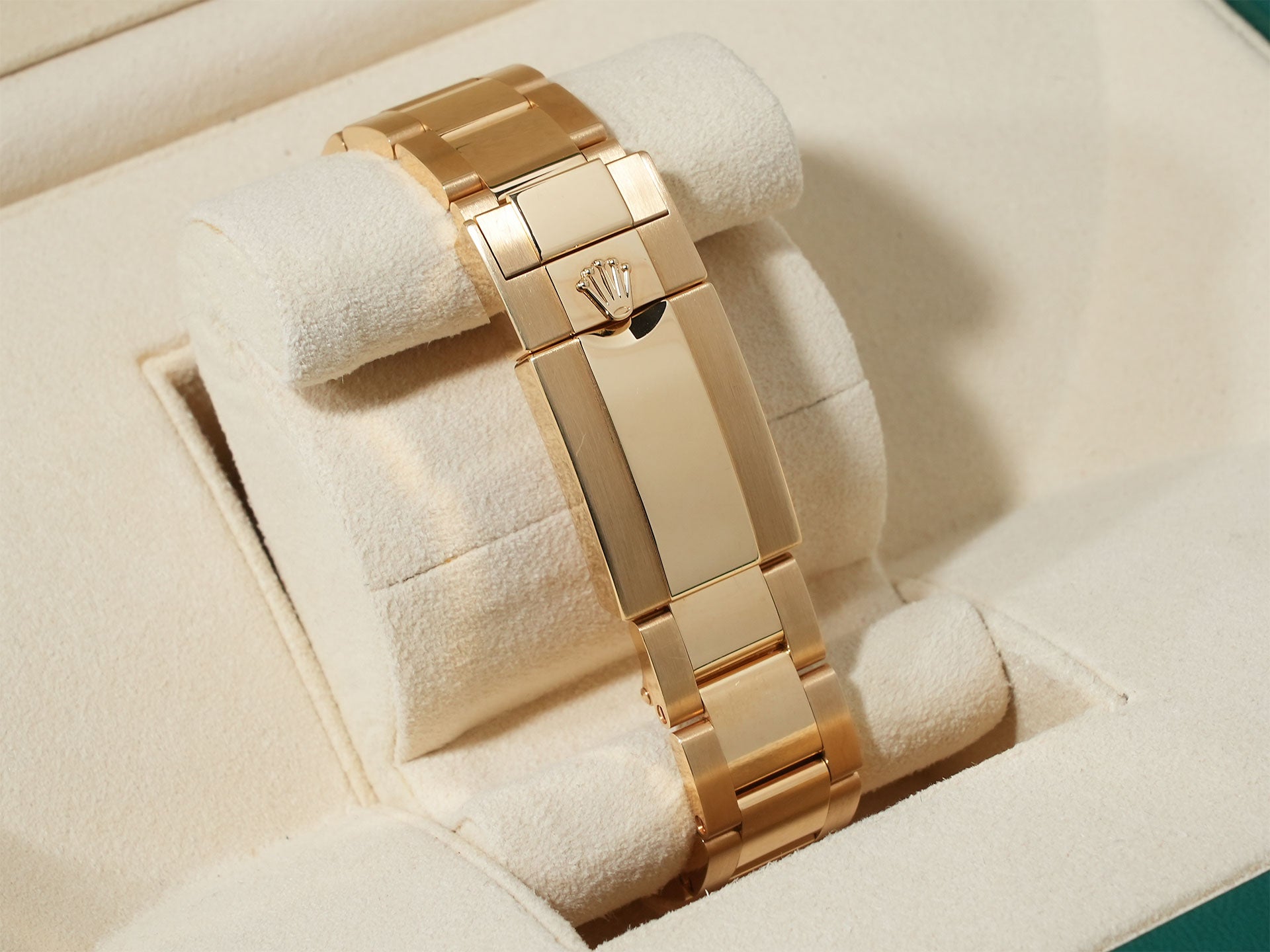 ロレックス デイトナ Ref.116508 イエローゴールド ゴールドxブラック文字盤 中古 87n3o7rb