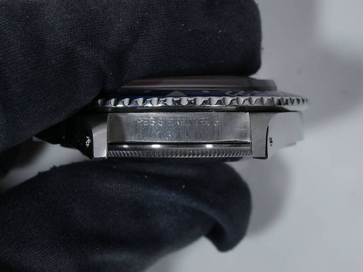 ロレックス GMTマスター Ref.16750 ステンレススチール ブラック文字盤 オイスターブレスレット 中古 vcvpo68r