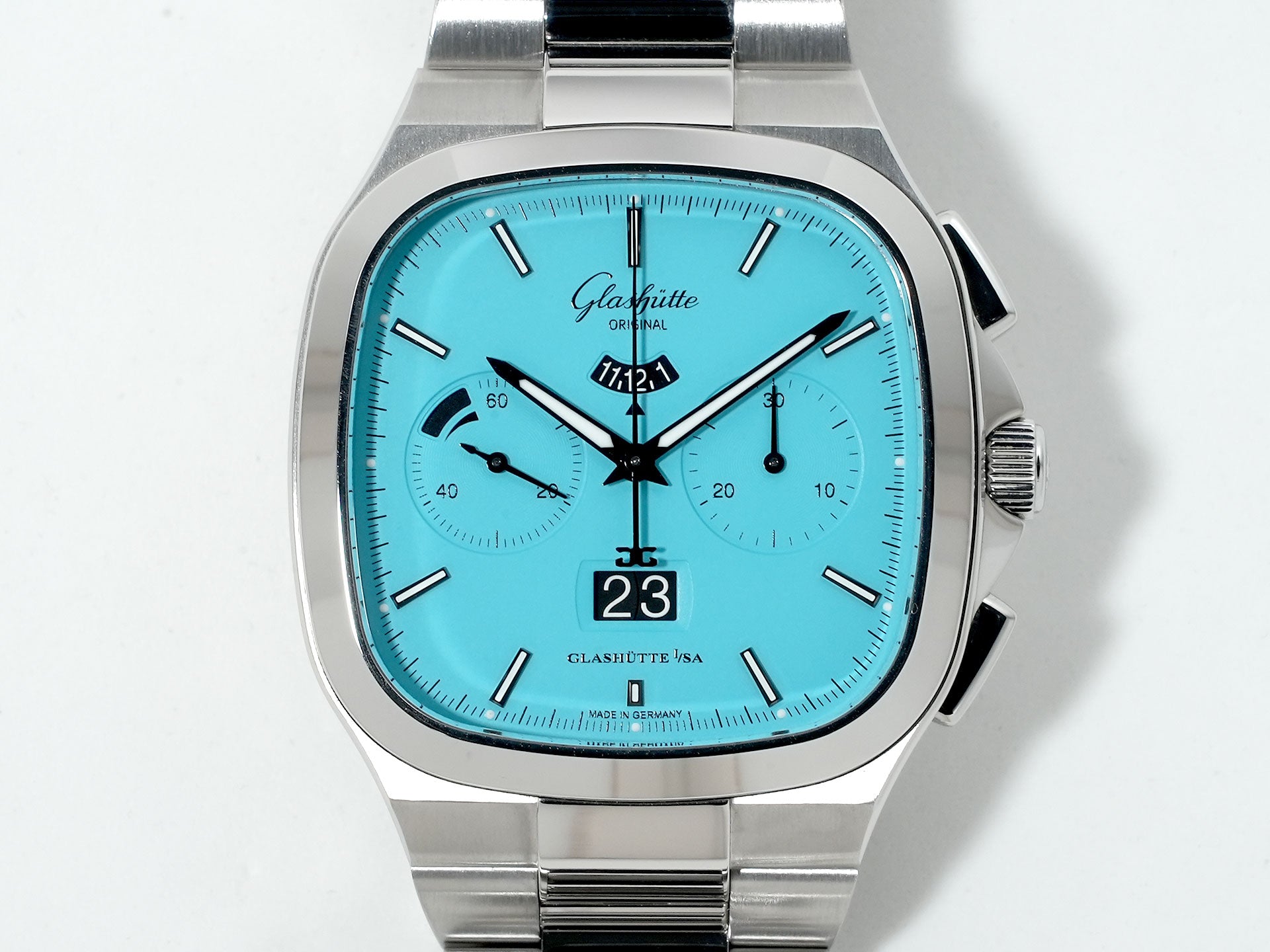 グラスヒュッテオリジナル セブンティーズ・クロノグラフ・パノラマデイト リミテッド・エディション Ref.1-37-02-10-02-63 ステンレススチール ディスコブルー文字盤 美品 rirppcki