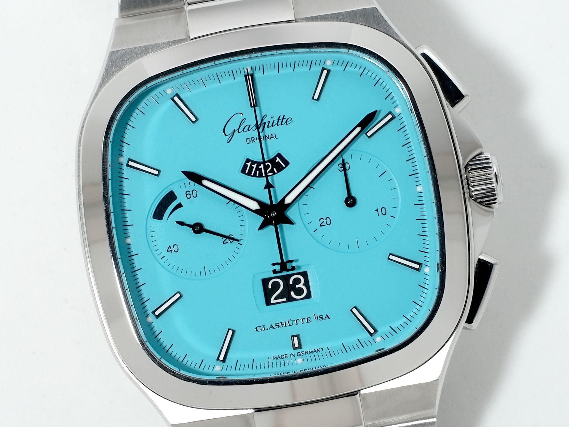 グラスヒュッテオリジナル セブンティーズ・クロノグラフ・パノラマデイト リミテッド・エディション Ref.1-37-02-10-02-63 ステンレススチール ディスコブルー文字盤 美品 rirppcki