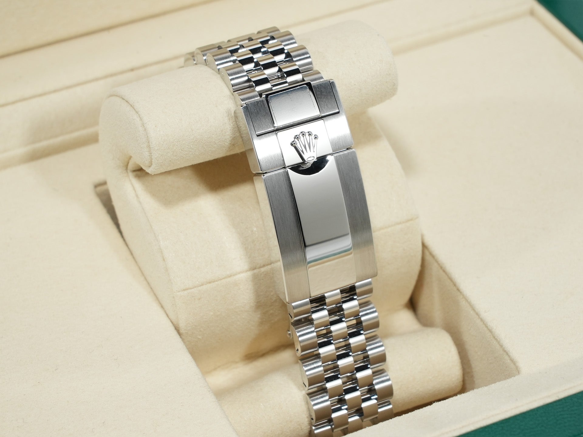 Rolex GMT-Master II Ref. 126720VTNR Stainless Steel with Black Dial and Jubilee Bracelet, Unused (dv7ftjvu)