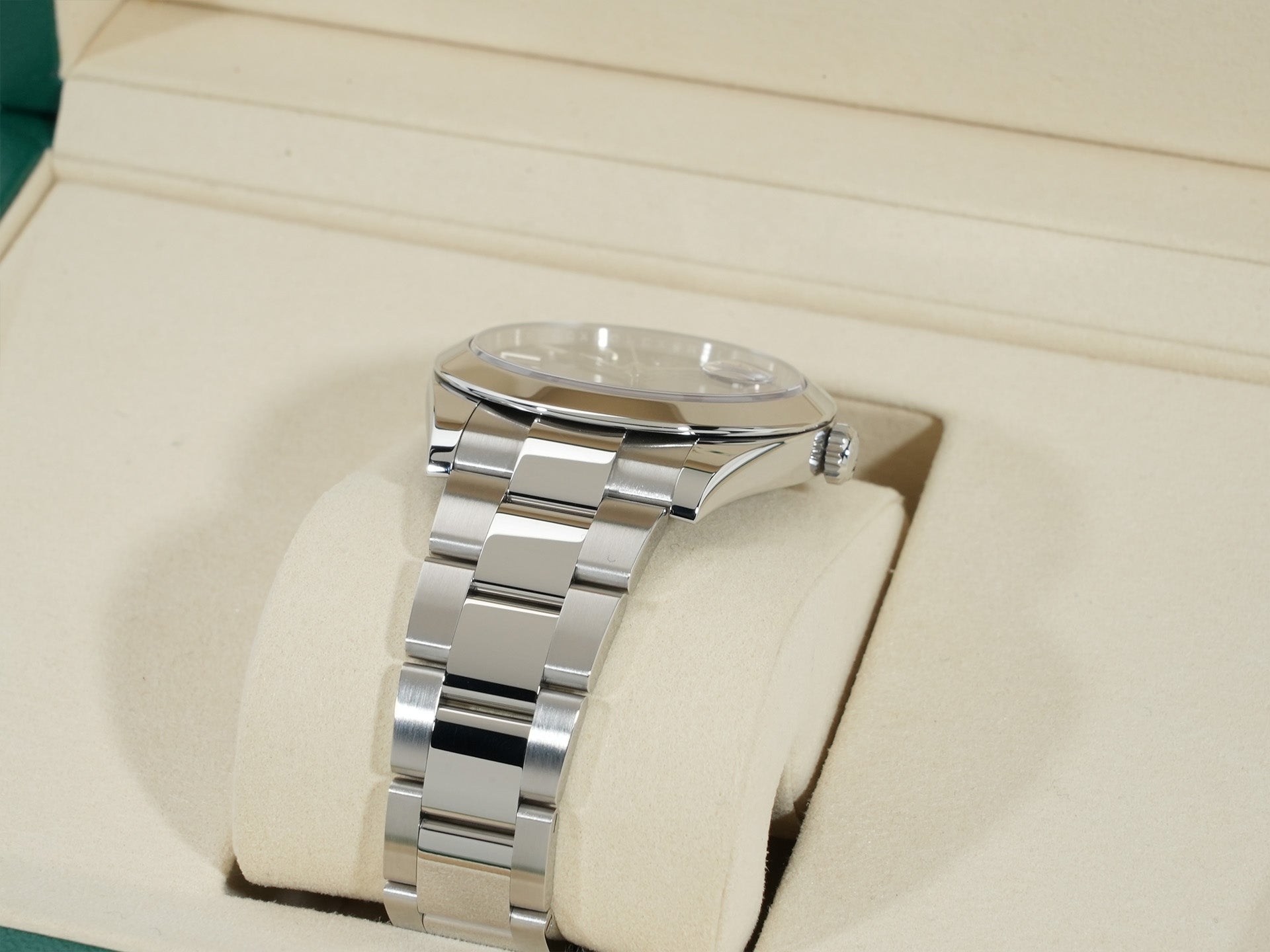 ロレックス デイトジャスト41 Ref.126300 ステンレススチール ブラック文字盤 オイスターブレスレット 美品 rz68jjt3