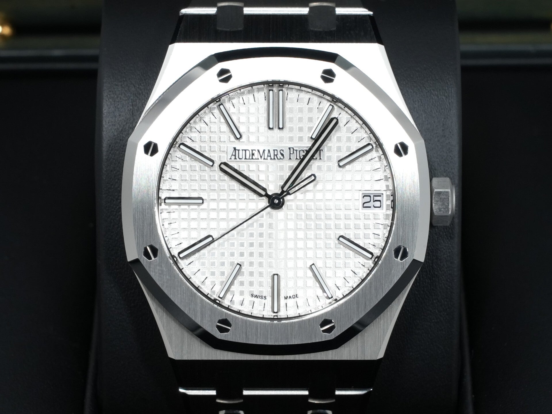 オーデマピゲ ロイヤルオーク 50周年記念 Ref.15510ST.OO.1320ST.03 ステンレススチール シルバー文字盤 未使用 dqve3s8b