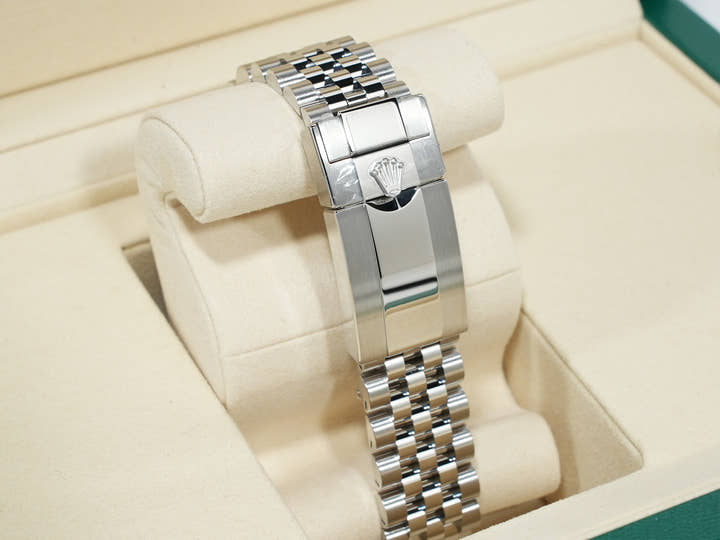 ロレックス GMTマスターII Ref.126710BLNR ステンレススチール ブラック文字盤 ジュビリーブレスレット 未使用 kfc4by4g