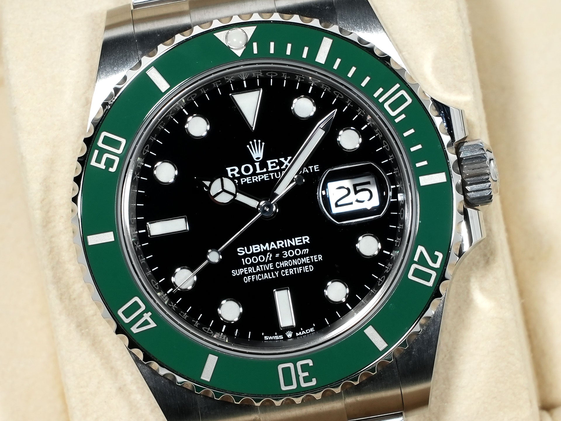 ロレックス サブマリーナー デイト Ref.126610LV ステンレススチール ブラック文字盤 中古 he2tvgd8