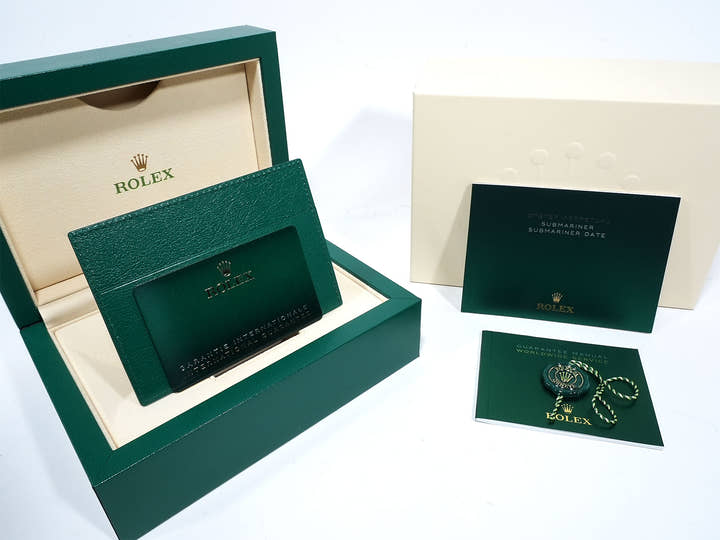 ロレックス サブマリーナー デイト Ref.126610LV ステンレススチール ブラック文字盤 中古 he2tvgd8