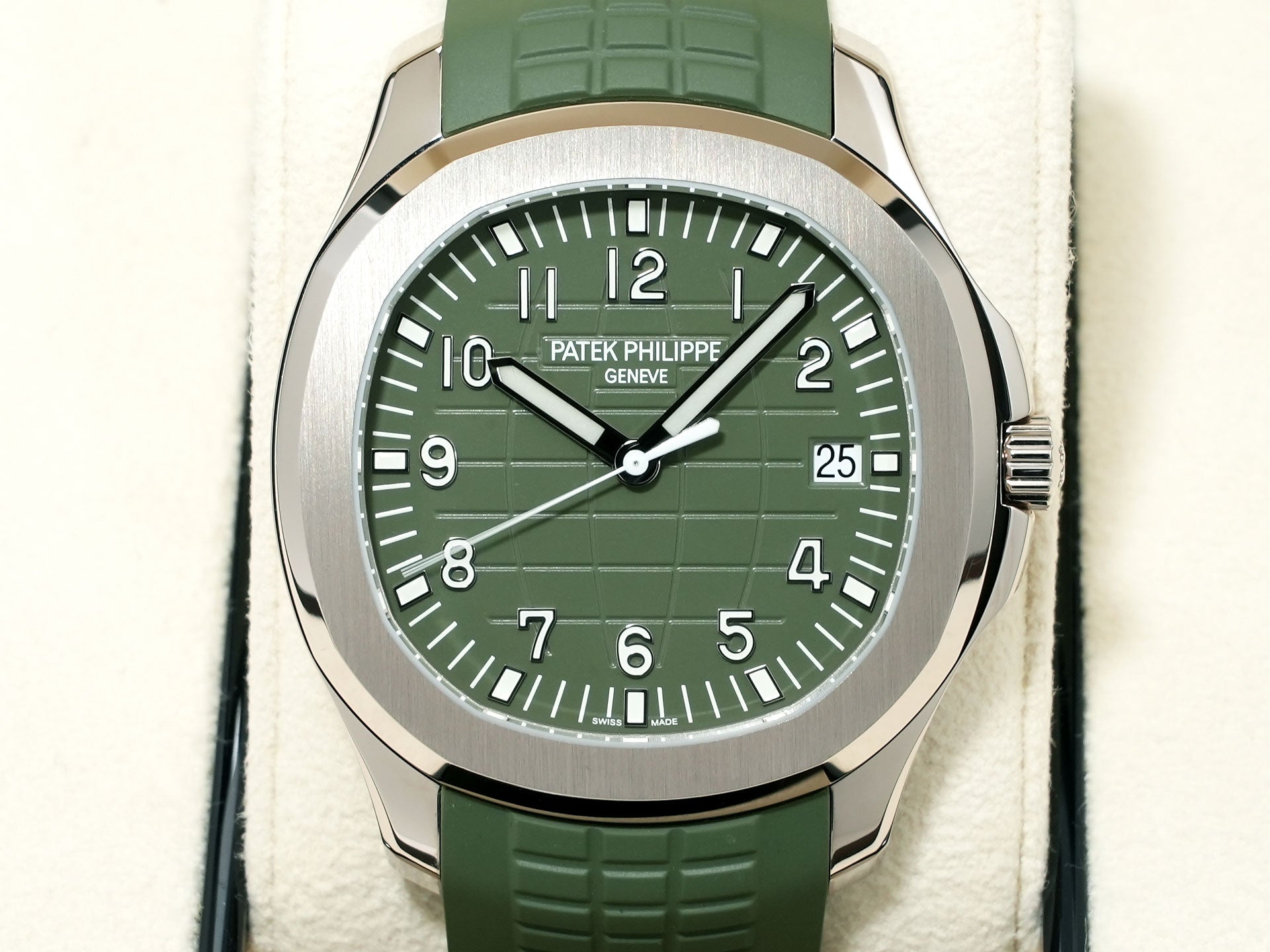 パテックフィリップ アクアノート Ref.5168G-010 ホワイトゴールド カーキグリーン文字盤 美中古 fsd8sgau