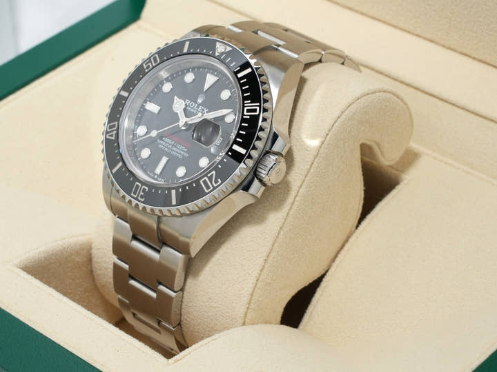 ロレックス シードゥエラー Ref.126600 ステンレススチール ブラック文字盤 美中古 3o945z9y