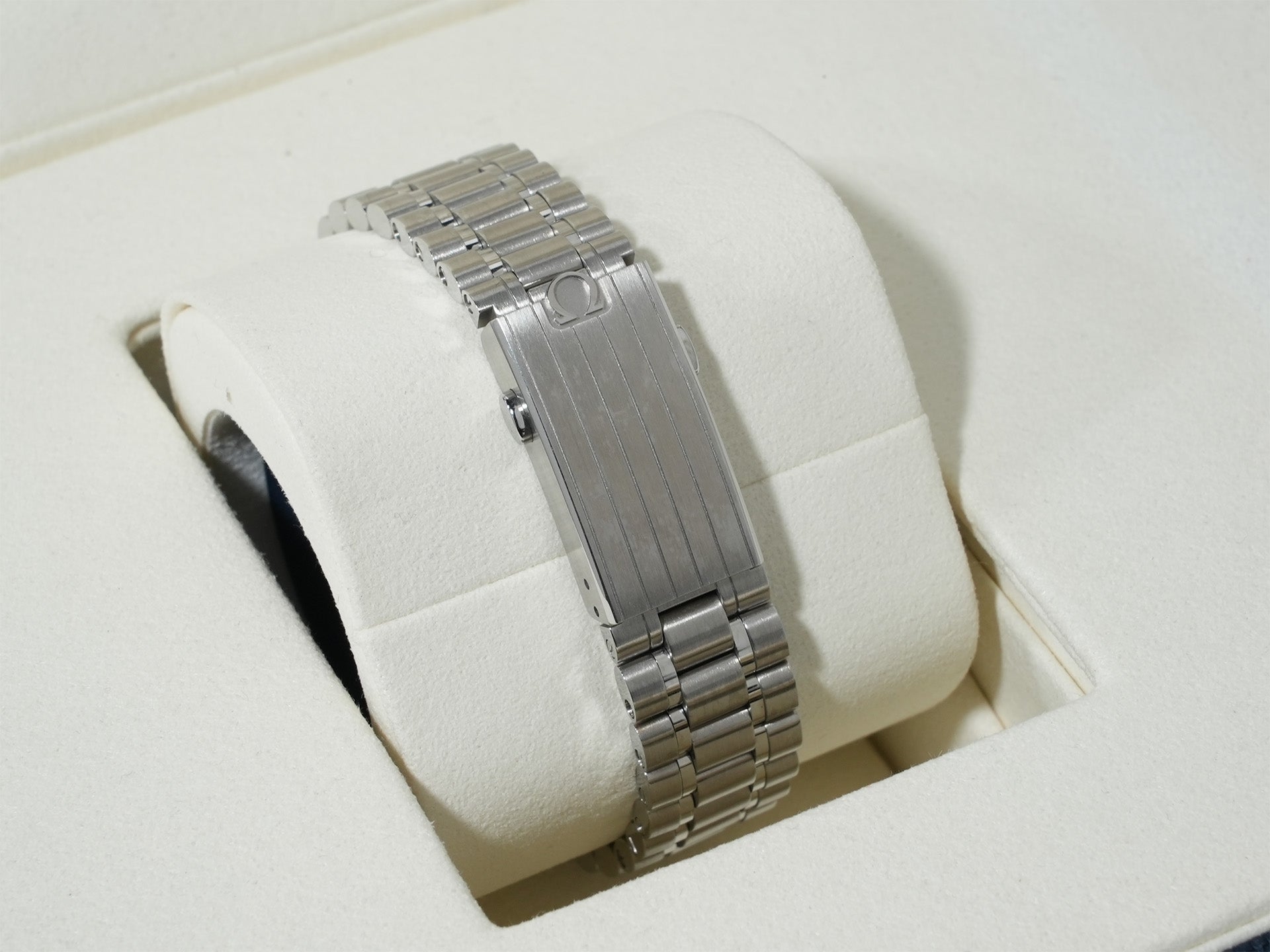 オメガ スピードマスター 記念モデル コーアクシャル マスター クロノメーター クロノグラフ 42MM Ref.310.32.42.50.02.001 ステンレススチール シルバー文字盤 中古 8bternvs