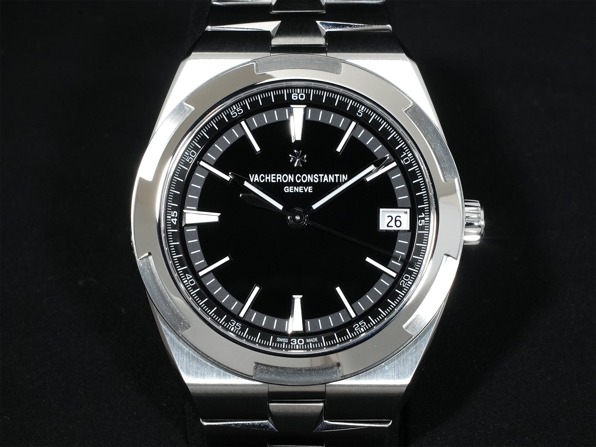 ヴァシュロンコンスタンタン オーヴァーシーズ Ref.4500V/110A-B483 ステンレススチール ブラック文字盤 美品 wjcw5v5a