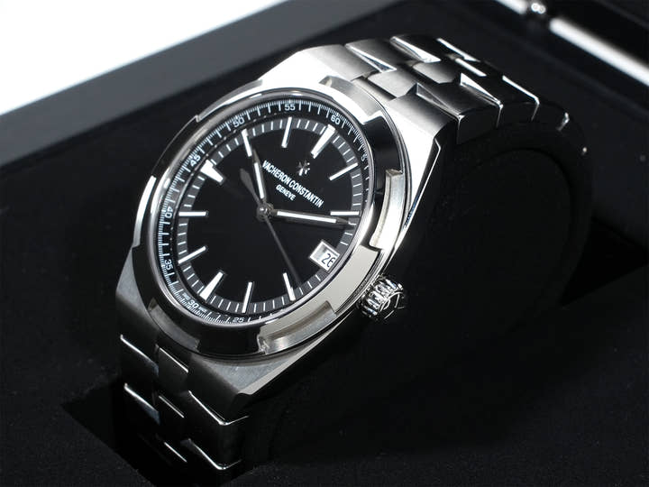 ヴァシュロンコンスタンタン オーヴァーシーズ Ref.4500V/110A-B483 ステンレススチール ブラック文字盤 美品 wjcw5v5a