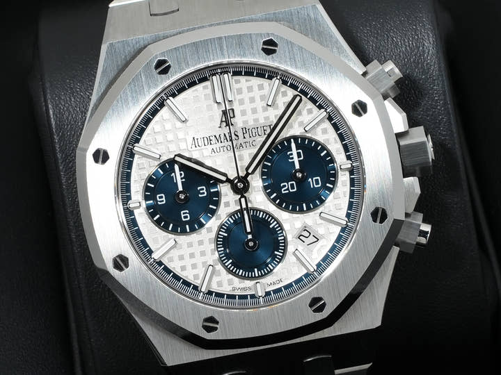 Audemars Piguet Royal Oak Chronograph Ref. 26315ST.OO.1256ST.01 Stainless Steel Silver Dial Unused vs88gb4t