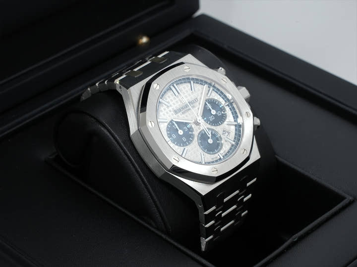 Audemars Piguet Royal Oak Chronograph Ref. 26315ST.OO.1256ST.01 Stainless Steel Silver Dial Unused vs88gb4t