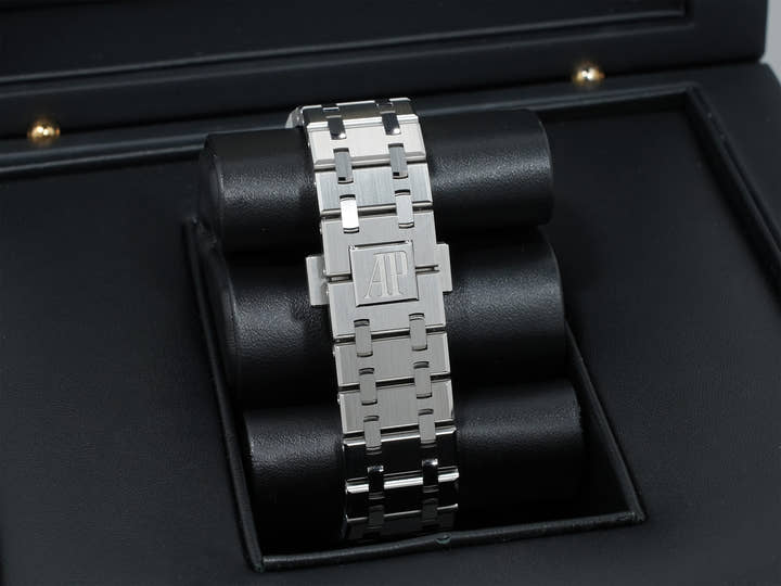 Audemars Piguet Royal Oak Chronograph Ref. 26315ST.OO.1256ST.01 Stainless Steel Silver Dial Unused vs88gb4t