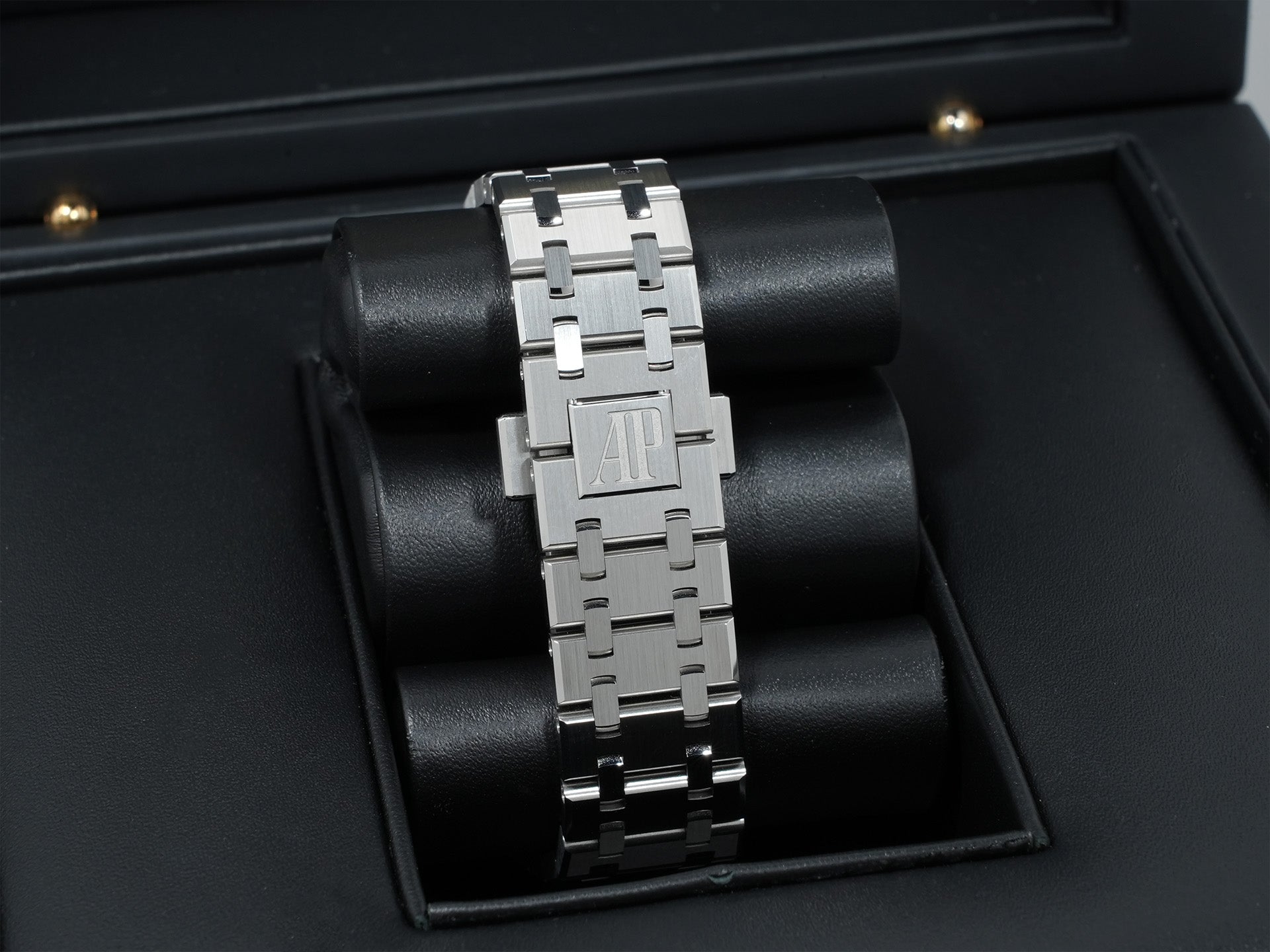 Audemars Piguet Royal Oak Chronograph Ref. 26315ST.OO.1256ST.01 Stainless Steel Silver Dial Unused vs88gb4t