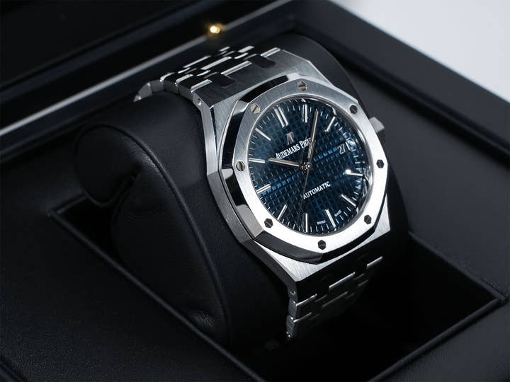 オーデマピゲ ロイヤルオーク Ref.15450ST.OO.1256ST.03 ステンレススチール ブルー文字盤 美中古 32t6bw3c