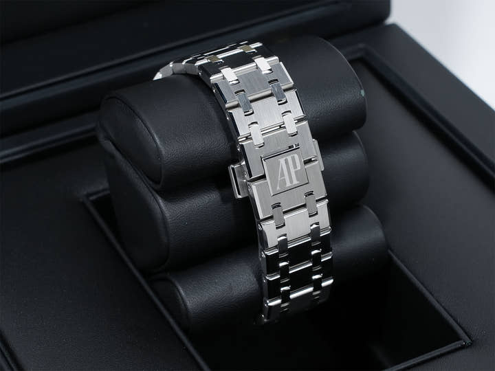 オーデマピゲ ロイヤルオーク Ref.15450ST.OO.1256ST.03 ステンレススチール ブルー文字盤 美中古 32t6bw3c