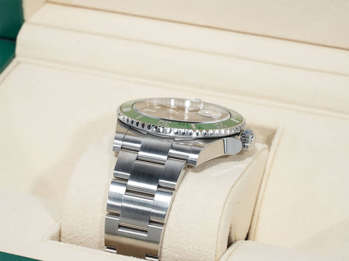 ロレックス サブマリーナー デイト Ref.126610LV ステンレススチール ブラック文字盤 美品 2yktqrrq