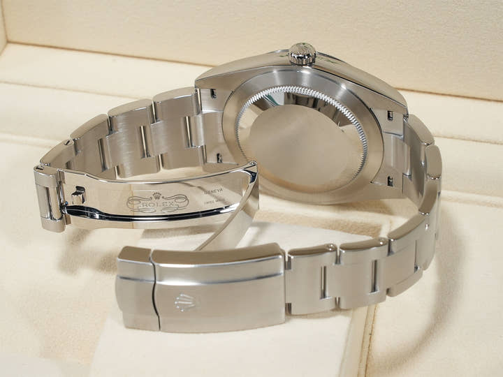 ロレックス オイスターパーペチュアル41 Ref.124300 ステンレススチール シルバー文字盤 極美品 tk6rcwty