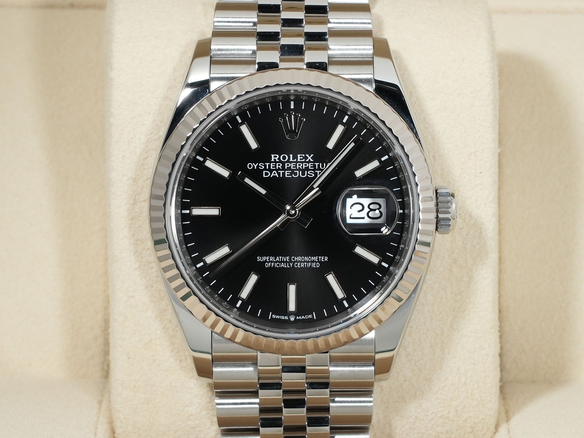 ロレックス デイトジャスト36 Ref.126234 ステンレススチール/ホワイトゴールド ブラック文字盤 ジュビリーブレスレット 美品 2ajhyjox