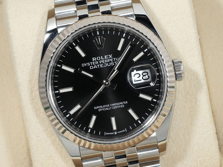 ロレックス デイトジャスト36 Ref.126234 ステンレススチール/ホワイトゴールド ブラック文字盤 ジュビリーブレスレット 美品 2ajhyjox