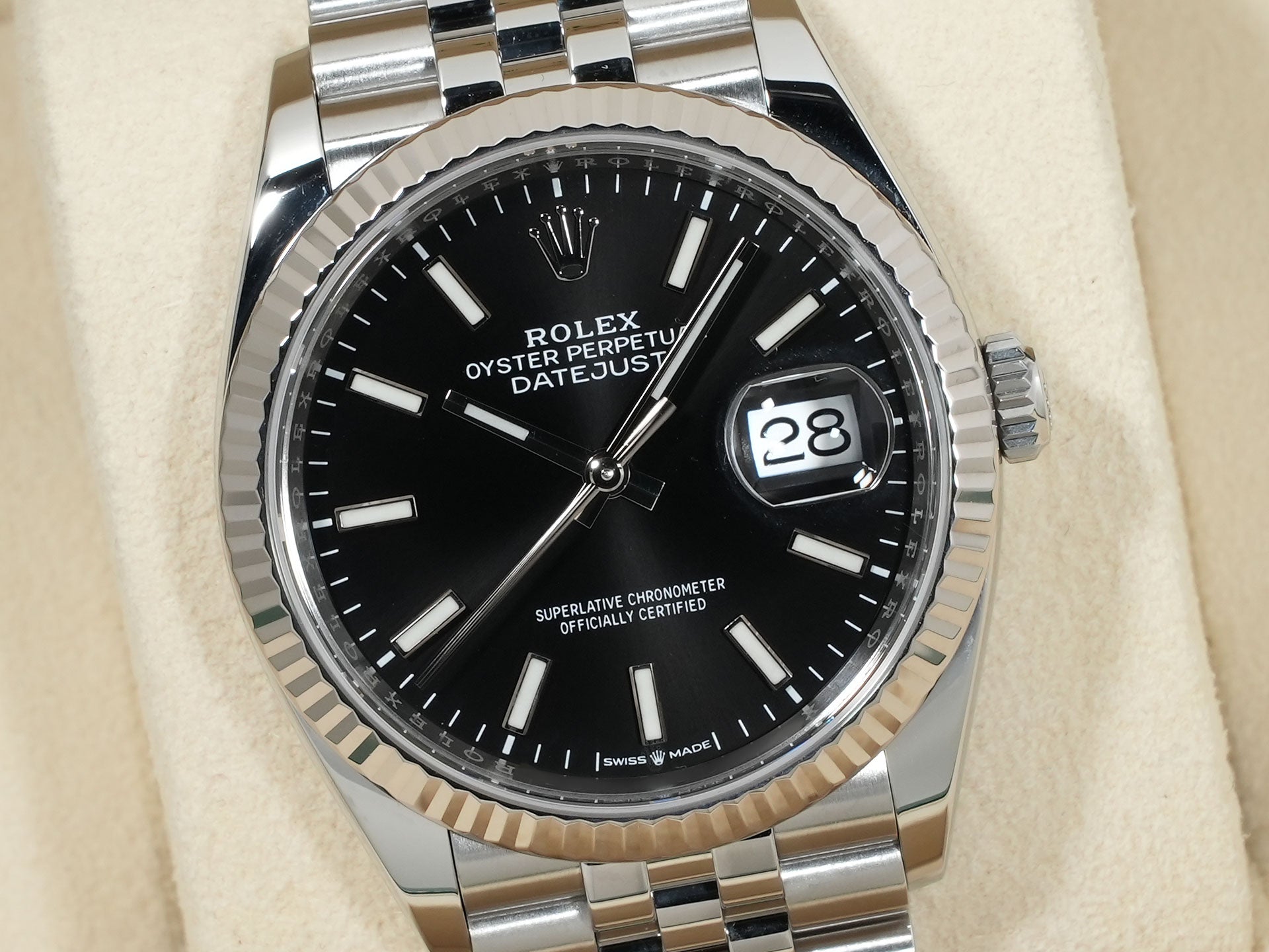 ロレックス デイトジャスト36 Ref.126234 ステンレススチール/ホワイトゴールド ブラック文字盤 ジュビリーブレスレット 美品 2ajhyjox
