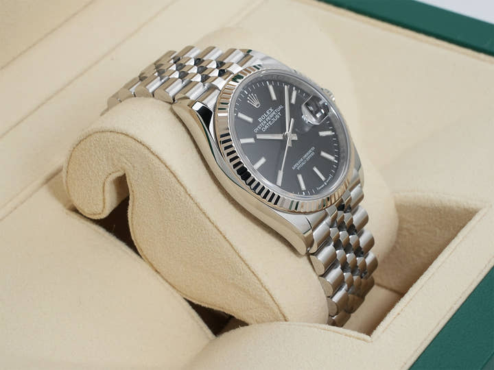 ロレックス デイトジャスト36 Ref.126234 ステンレススチール/ホワイトゴールド ブラック文字盤 ジュビリーブレスレット 美品 2ajhyjox