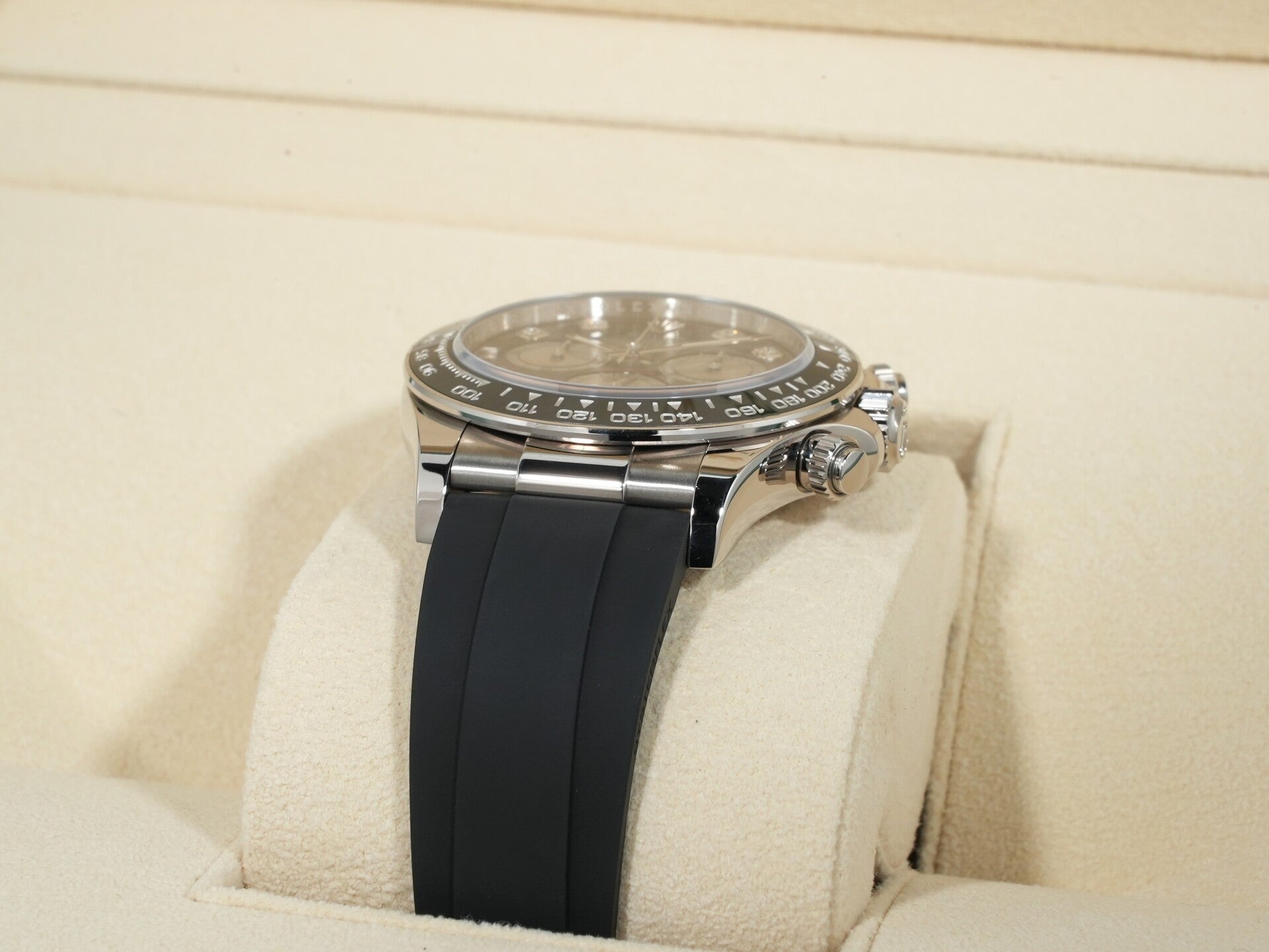 ロレックス デイトナ Ref.126519LN ホワイトゴールド ブライトブラックxスチールx8Pダイヤ文字盤 美中古 putkxwey