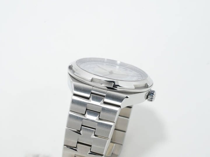 Vacheron Constantin Overseas World Time Ref. 7700V/110A-B172 Stainless Steel Blue Dial Pre-owned ehns22ay